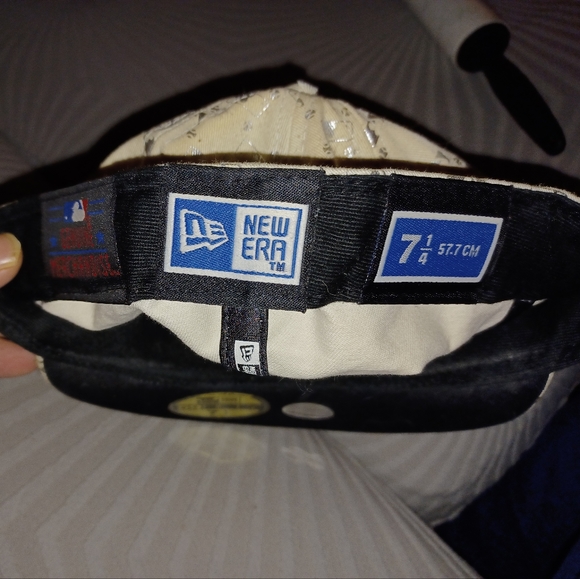 New Era 9Fifty New York Yankees - MLB All Over Flatbrim Fitted (7¼) Hat - Picture 3 of 6